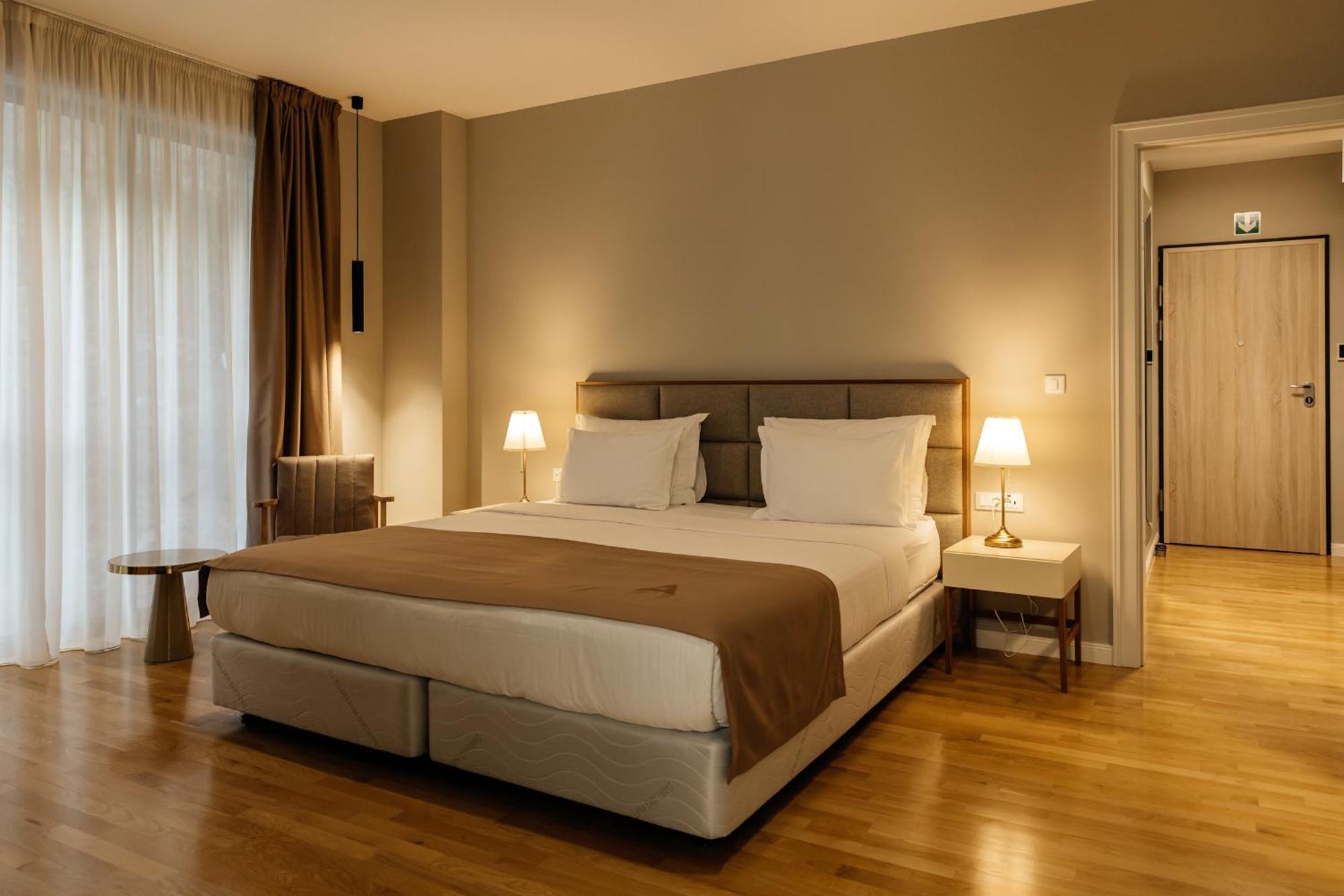 Armerun Heritage Hotel & Residences シベニク 部屋 写真