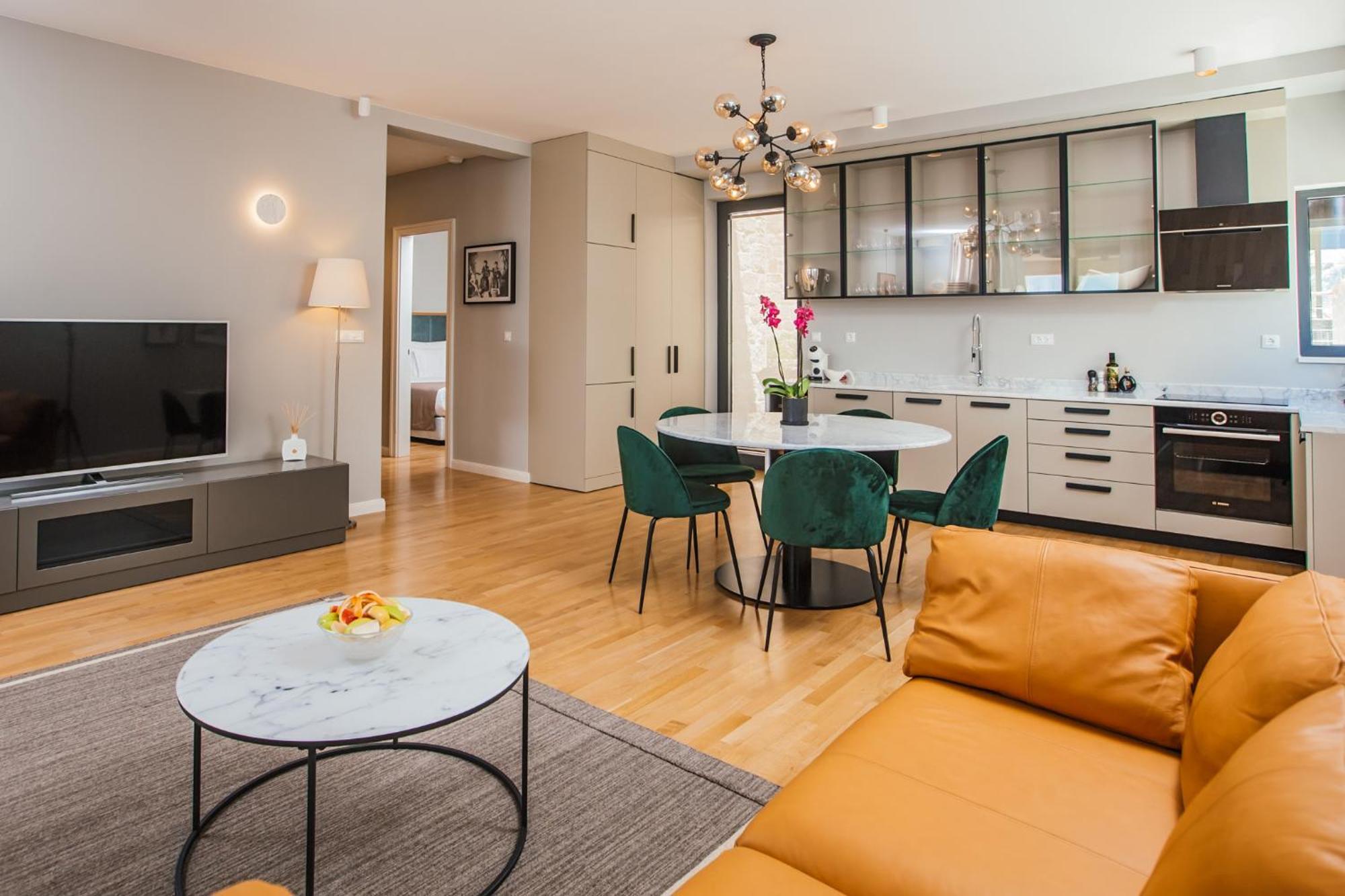 Armerun Heritage Hotel & Residences シベニク 部屋 写真