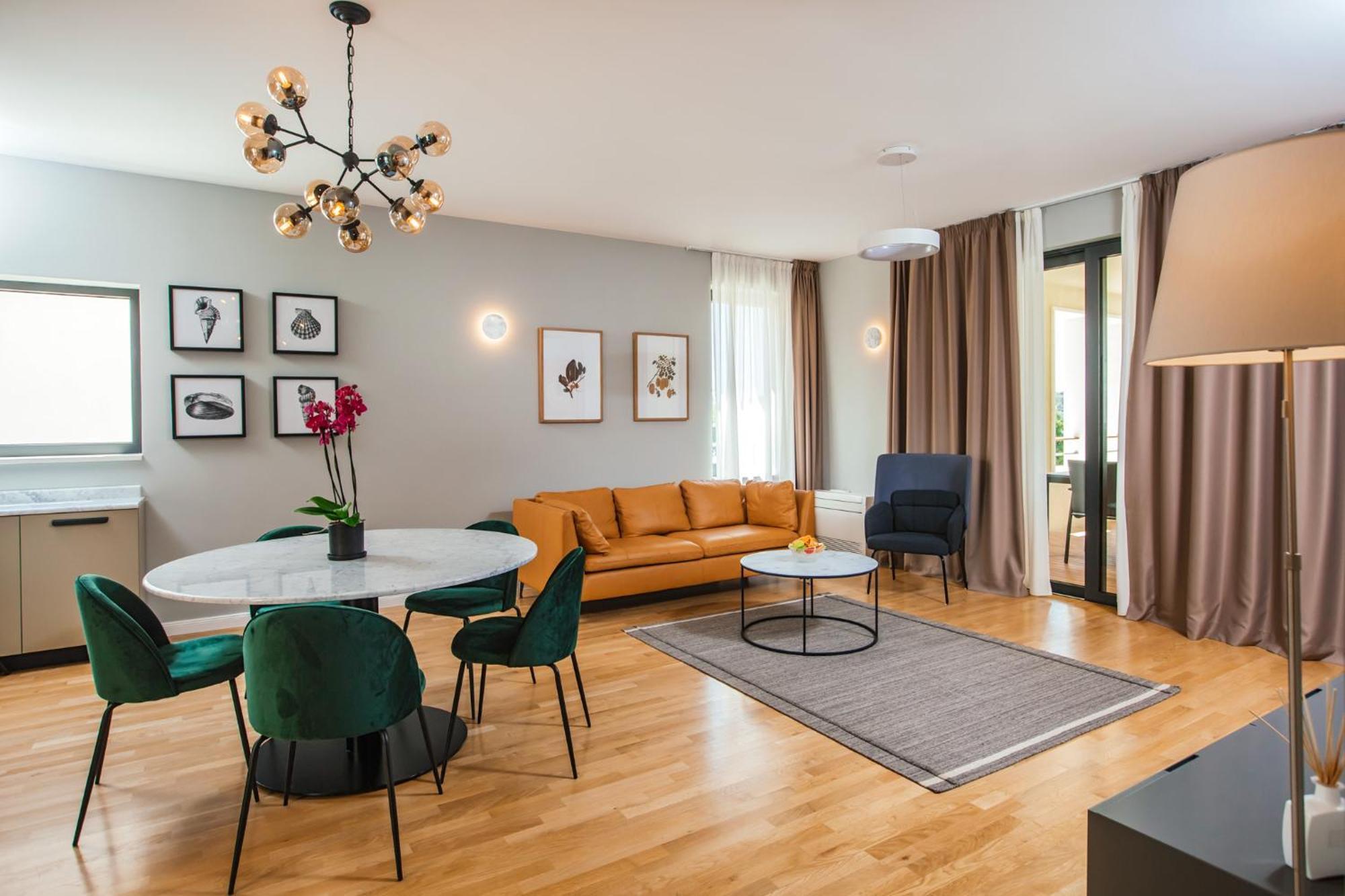Armerun Heritage Hotel & Residences シベニク 部屋 写真