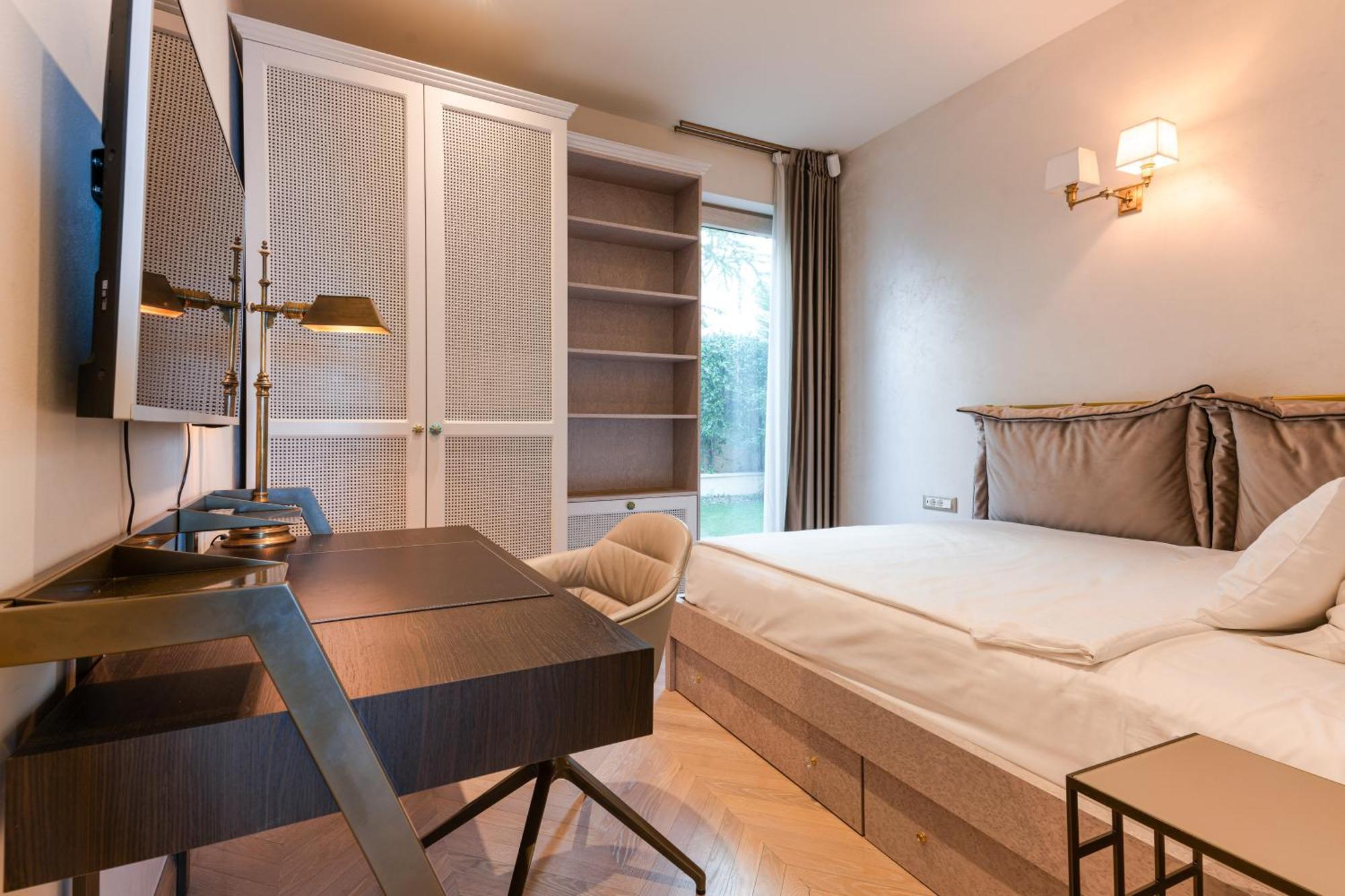 Armerun Heritage Hotel & Residences シベニク 部屋 写真