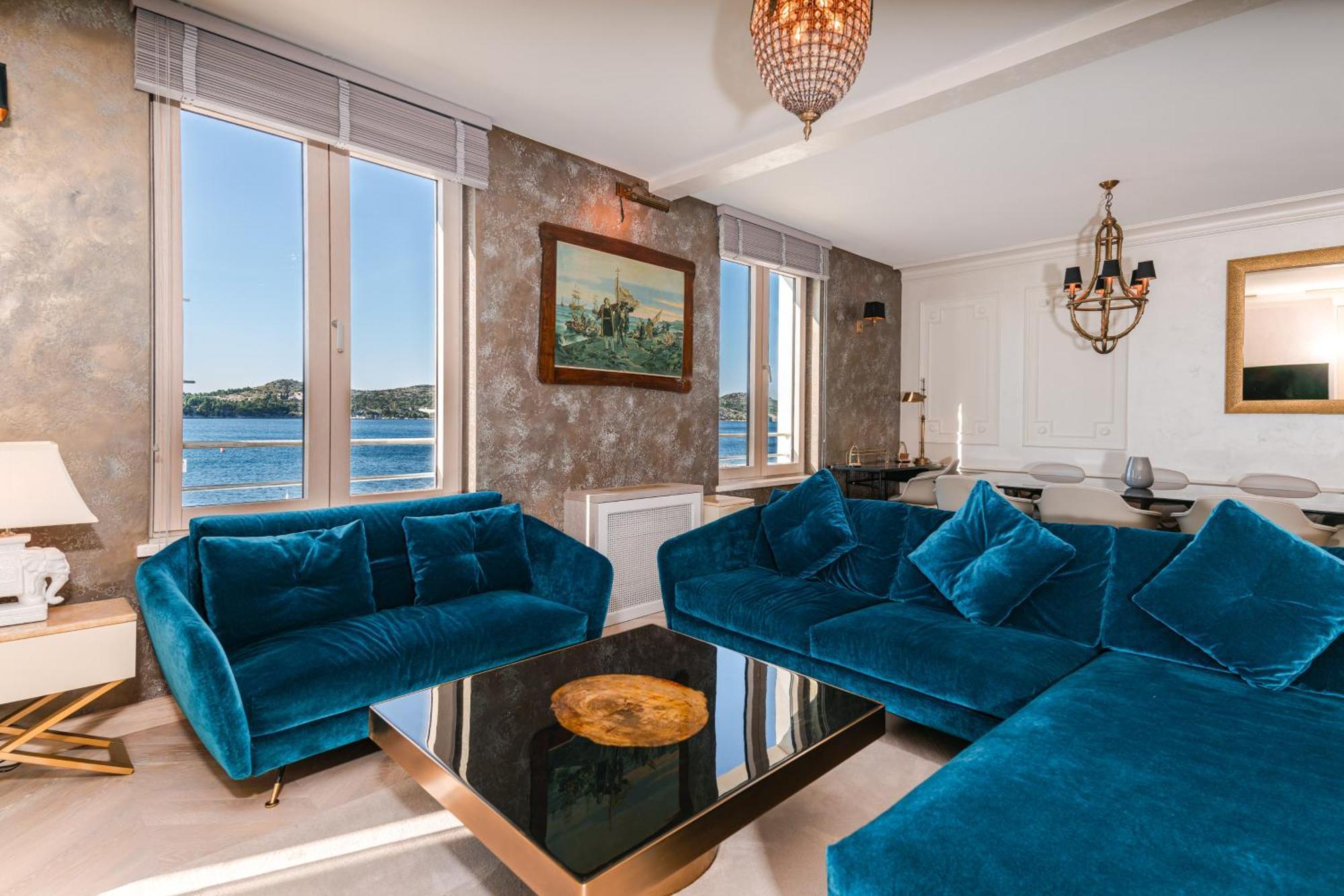 Armerun Heritage Hotel & Residences シベニク 部屋 写真